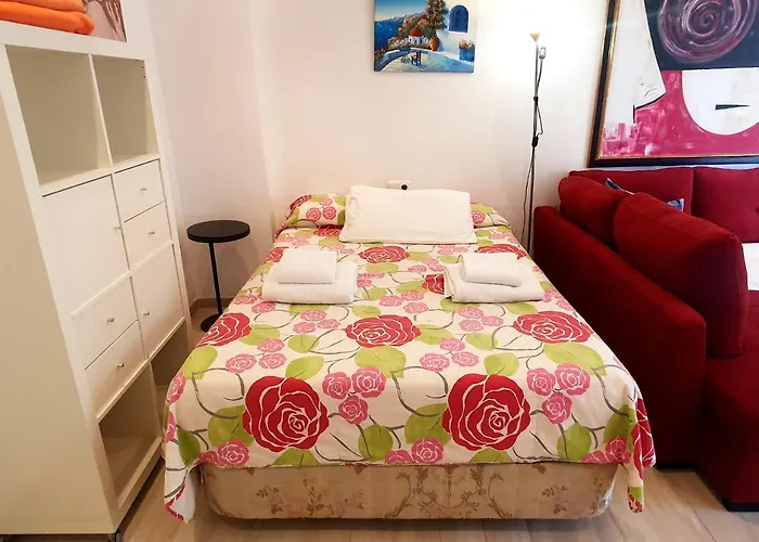 Skol 219. Skol With Sea Views Апартаменти